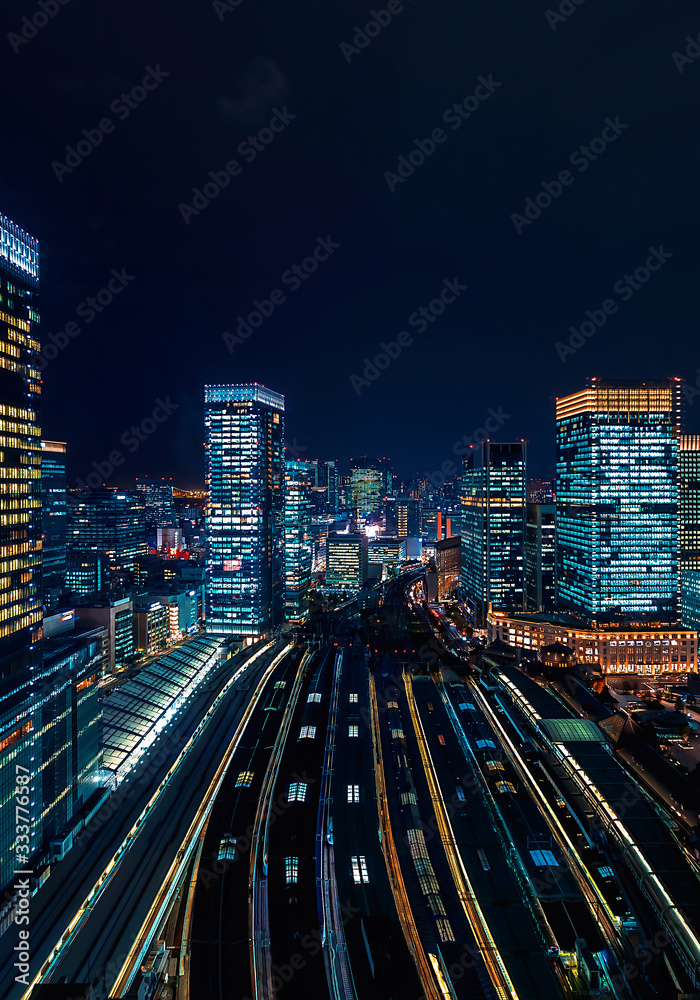 东京站夜间鸟瞰图