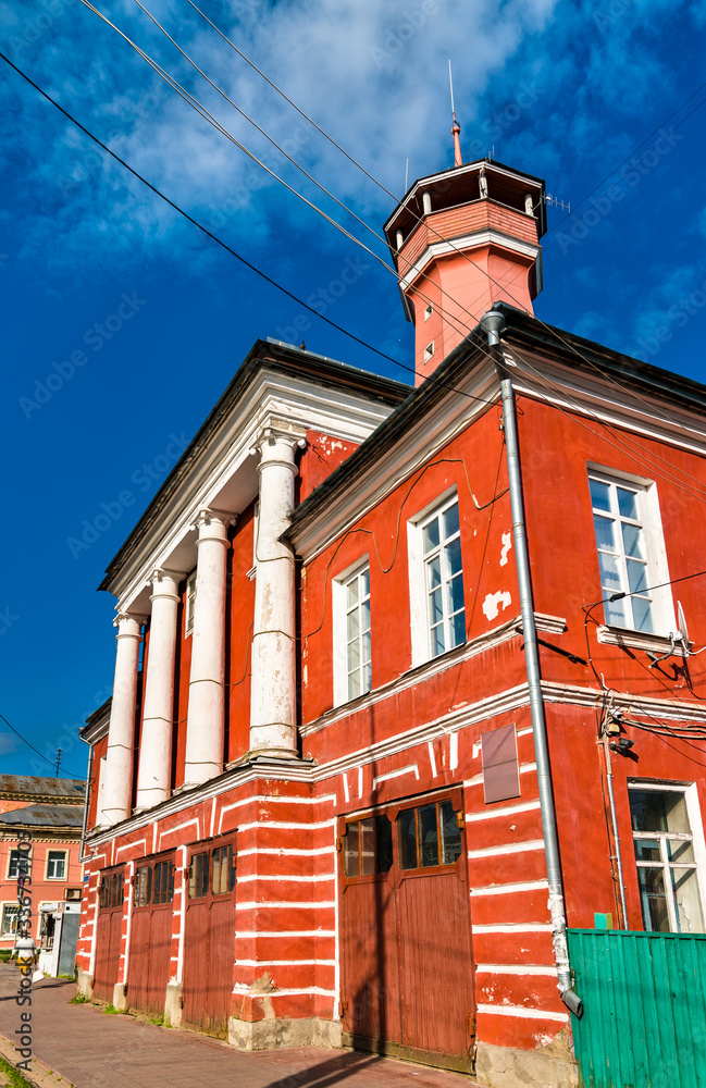 俄罗斯雅罗斯拉夫尔州乌格利奇历史悠久的消防站和望塔