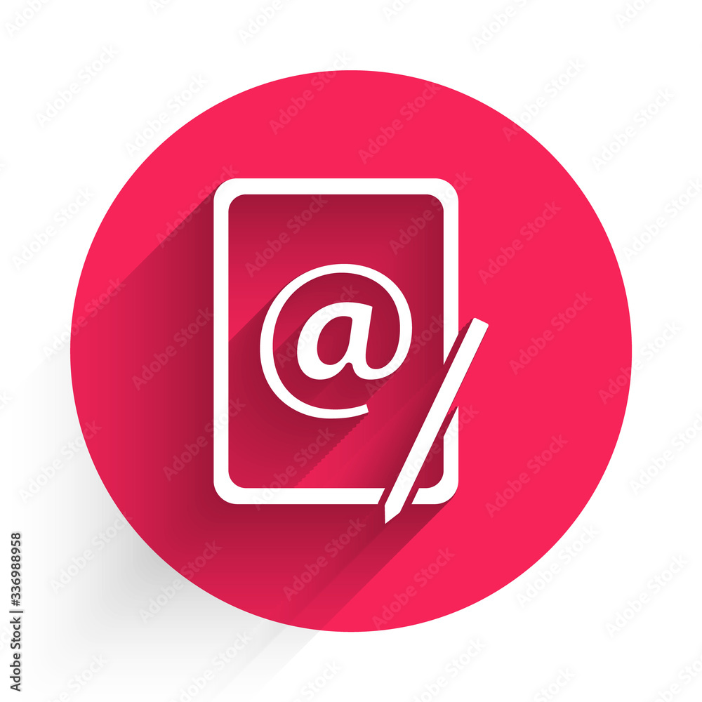 白色邮件和电子邮件图标用长阴影隔离。信封符号电子邮件。电子邮件符号。Re