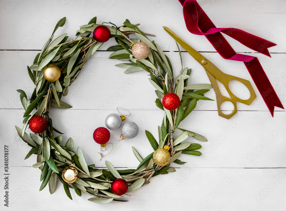 Simple Christmas wreath