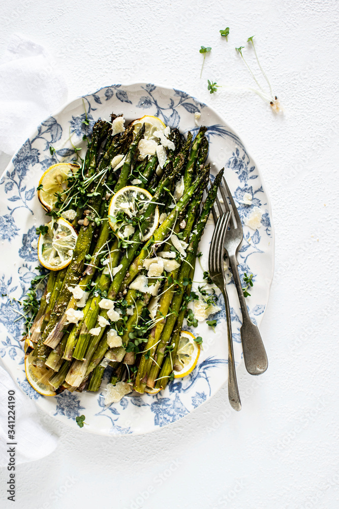 Healthy baked asparagus