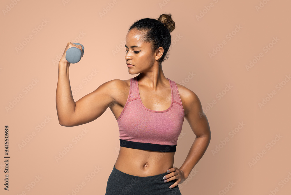健身女性用哑铃模型锻炼