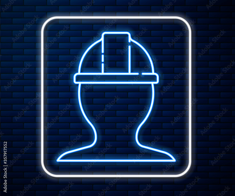 闪闪发光的霓虹灯线工人安全帽图标隔离在砖墙背景上。矢量插图