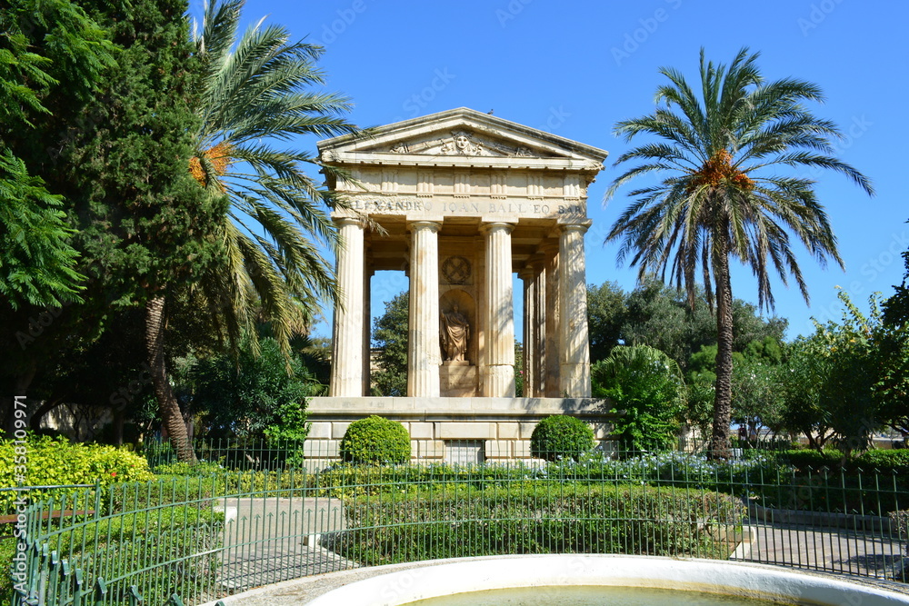 Malta, Вarakka Lower Gardens, Monument to Sir Alexander Ball, which is an outstanding feature in the