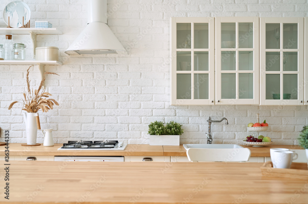 厨房木质桌面和厨房模糊背景室内风格北欧风格