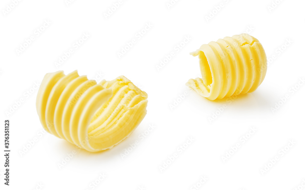 白色背景上隔离的黄油卷或黄油卷