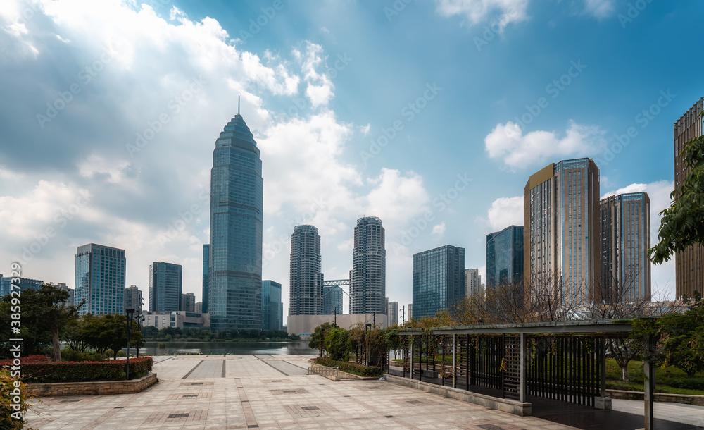 现代城市高层建筑，中国绍兴中央商务区夜景。