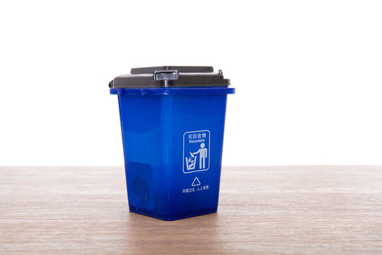 Garbage classification blue recyclable garbage bin model