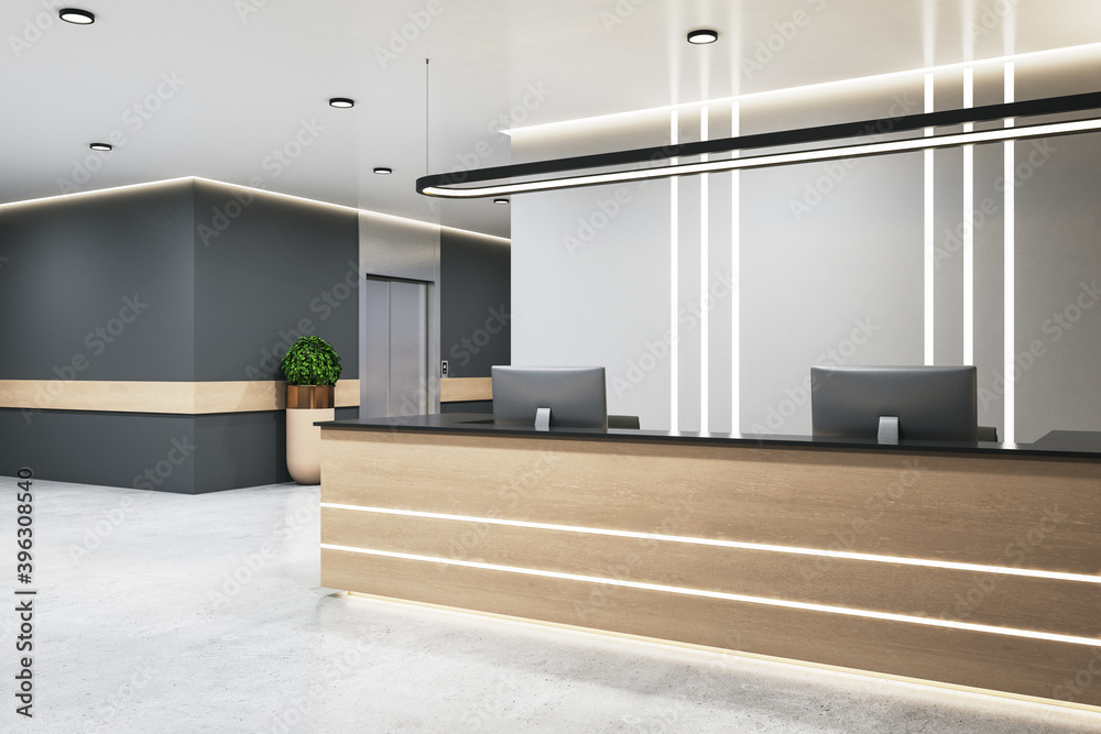 舒适的办公大厅，配有木制接待台和电梯。