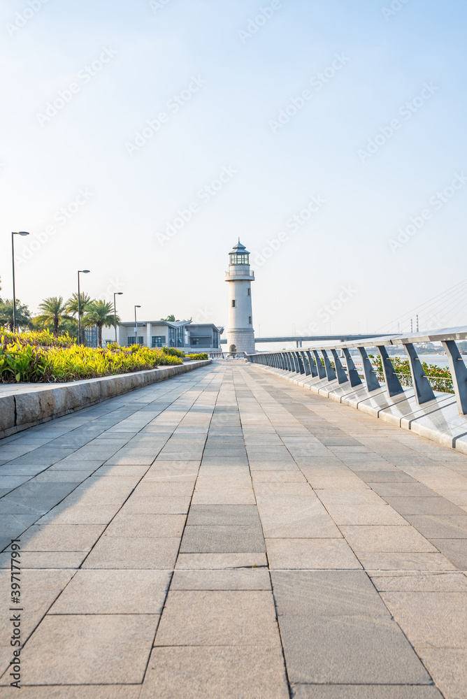 中国广州南沙珍珠湾灵山岛新渔人码头灯塔