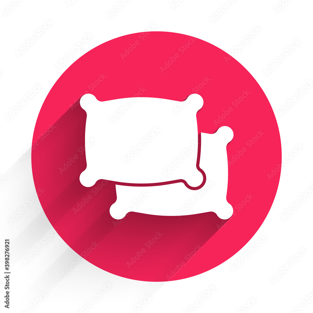 白色长方形枕头图标，与长阴影隔离。垫子标志。红色圆圈按钮。矢量。