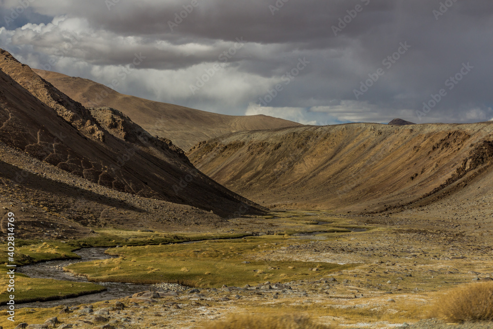 塔吉克斯坦帕米尔山脉景观