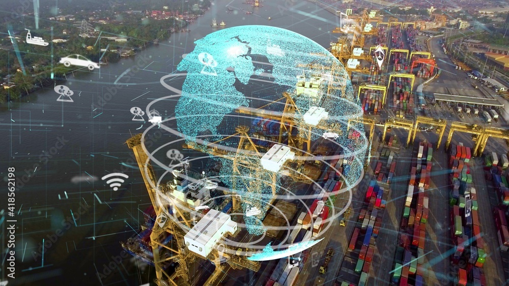 航运港口鸟瞰图，带有显示smar概念的网络技术现代化图形