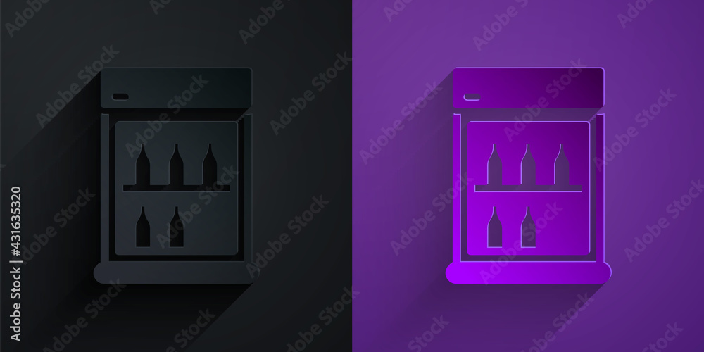 用于储存饮料的剪纸商用冰箱，图标隔离在紫色背景的黑色上。危险