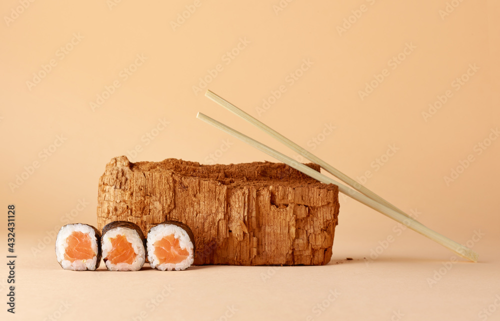 现代静物与寿司