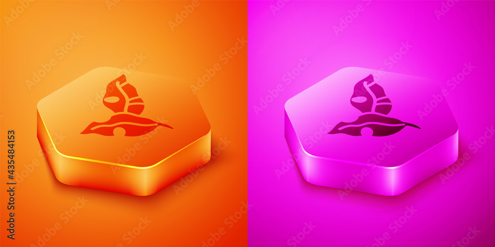 橙色和粉色背景上隔离的棕榈树图标的等距热带叶子。六边形按钮。