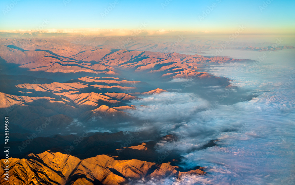 秘鲁安第斯山脉鸟瞰图