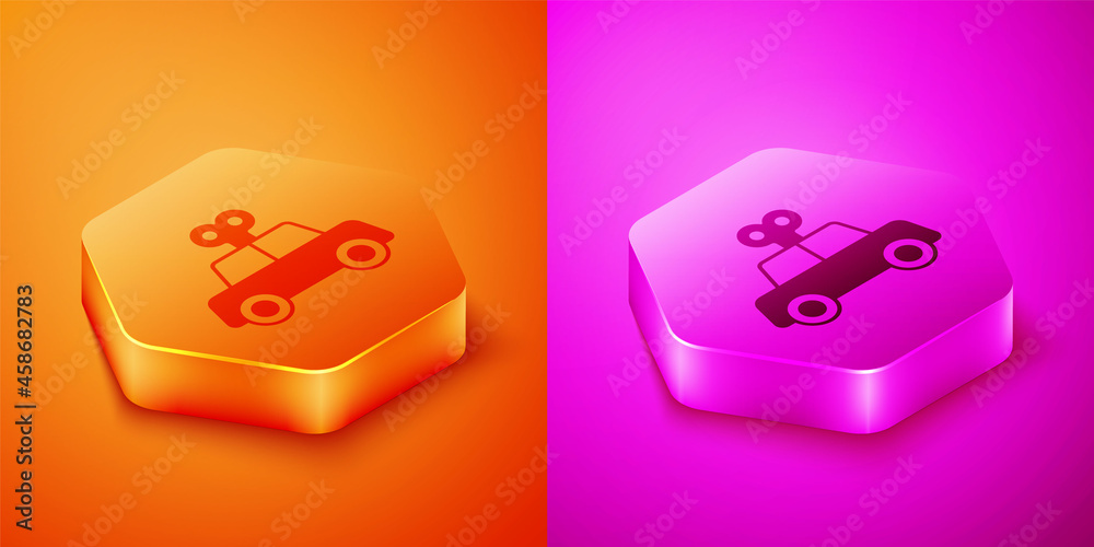 等距玩具车图标隔离在橙色和粉色背景上。六边形按钮。矢量