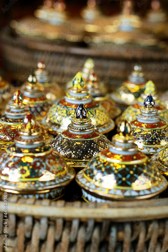 丰富多彩的泰国传统陶瓷