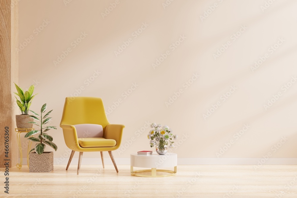 现代极简主义室内，空的奶油色墙壁背景上有一把扶手椅。