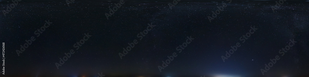 星空和银河系的夜间全景图。用于3d gr的天顶无缝全景图