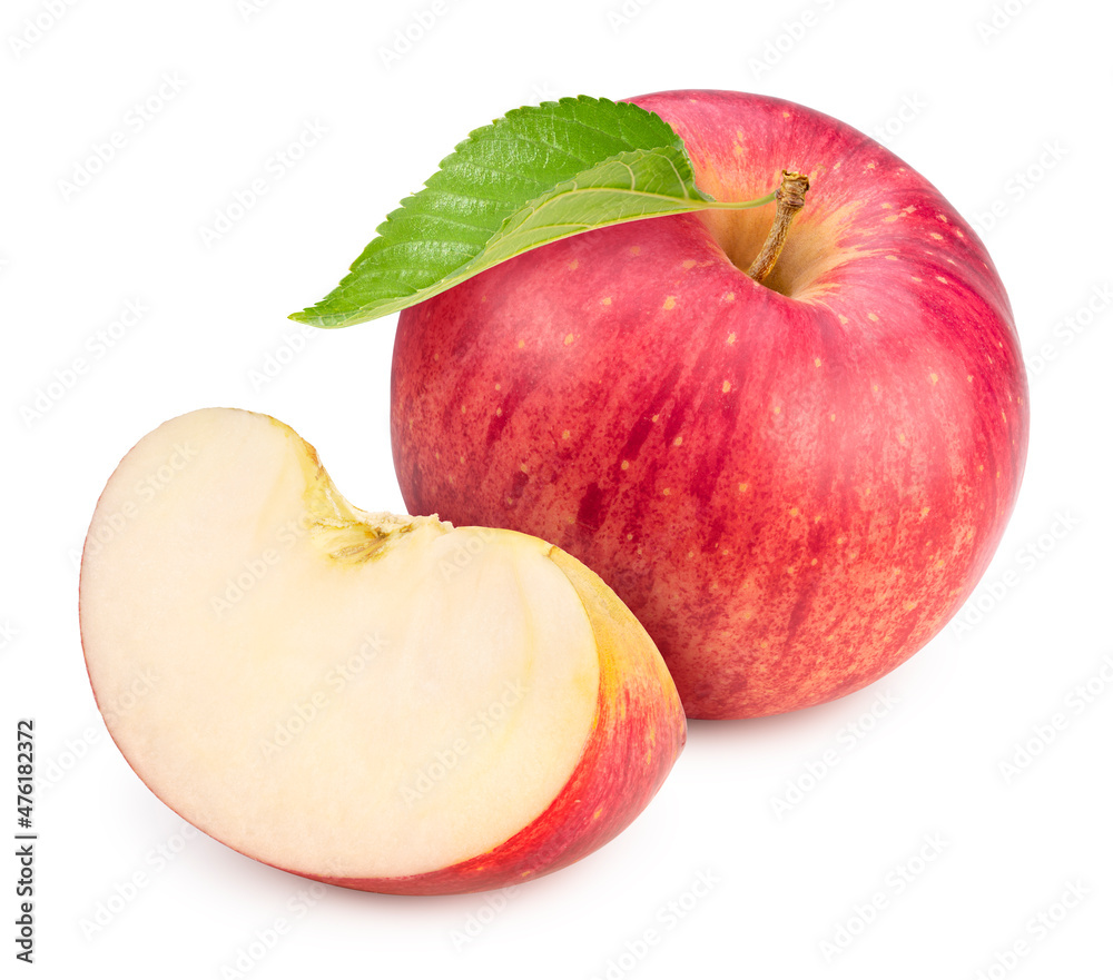 白色背景上有叶子的新鲜巨型苹果，白色背景上分离的日本色开一苹果