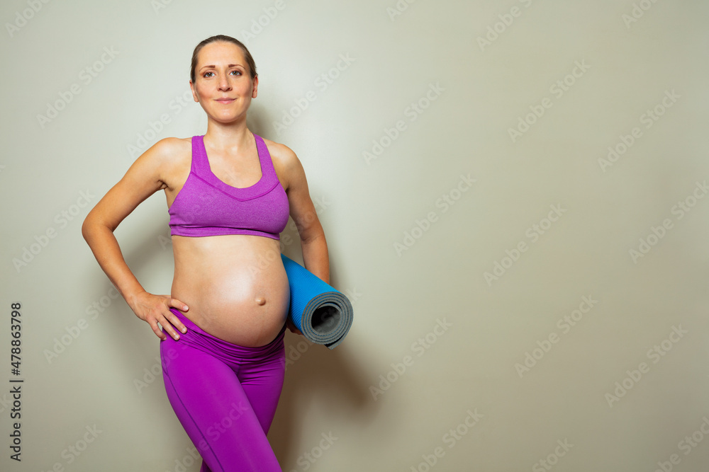 大肚子孕妇健身伴侣