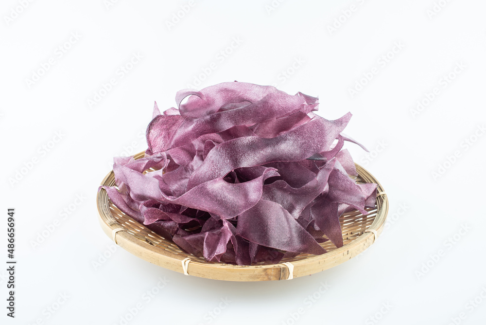 Chinas Hunan specialty food purple potato vermicelli