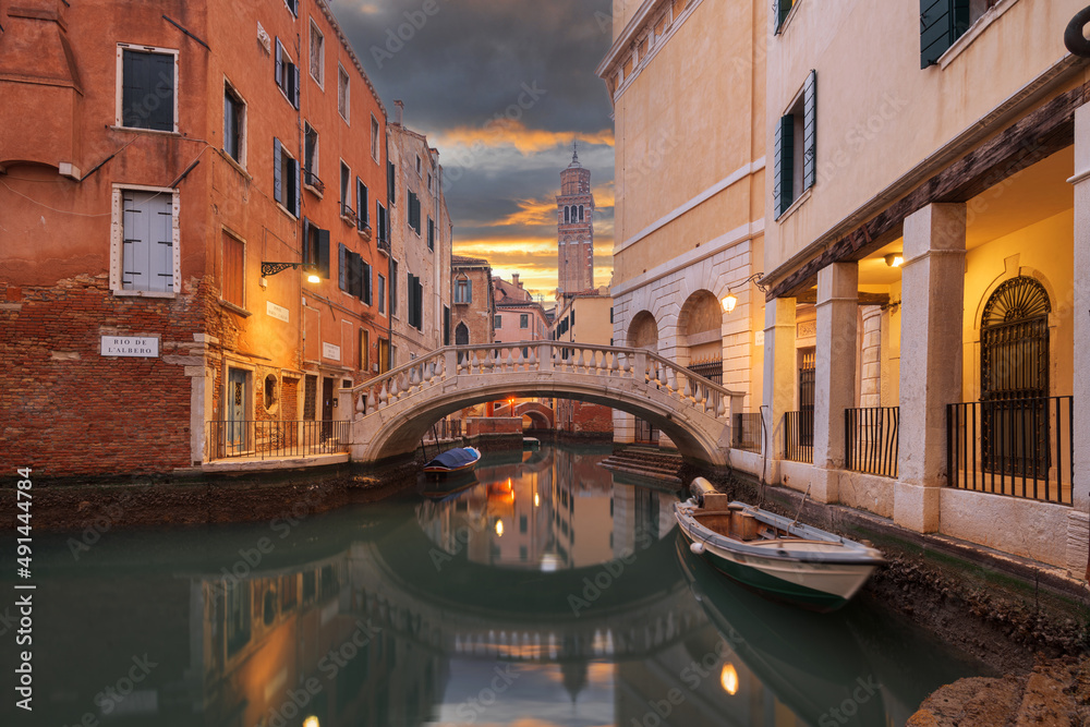 威尼斯，意大利运河和桥梁