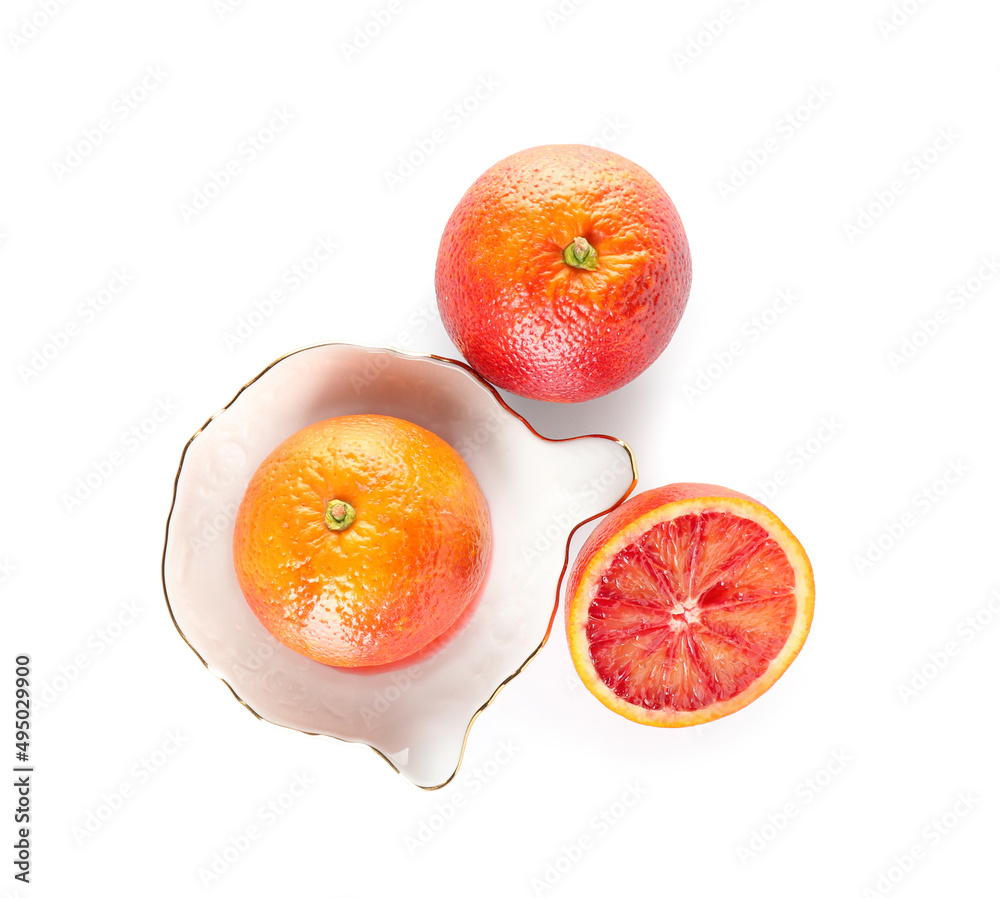 陶瓷榨汁机和白底葡萄柚