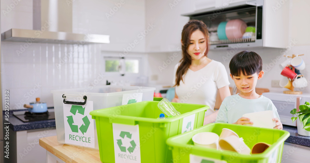 家庭回收垃圾教育