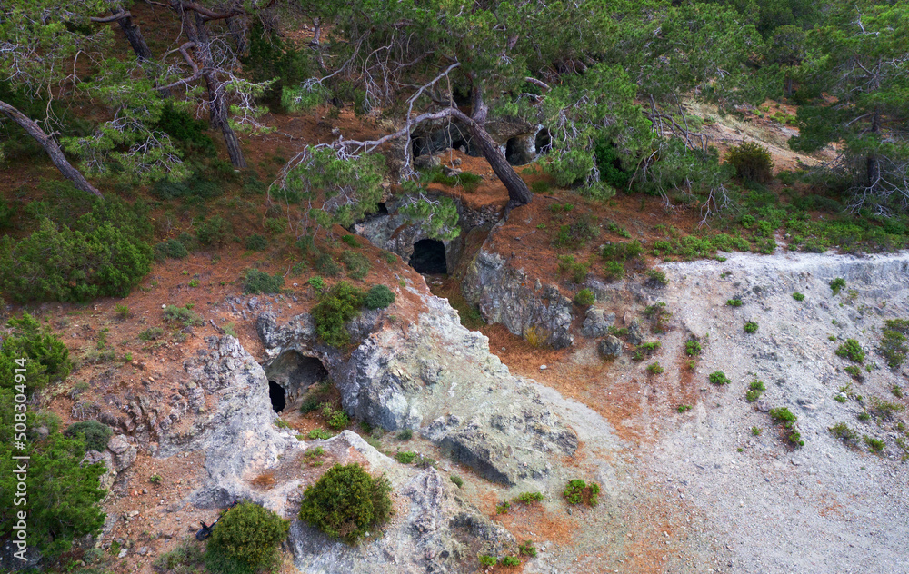 塞浦路斯Akamas penisula废弃的地下镁矿