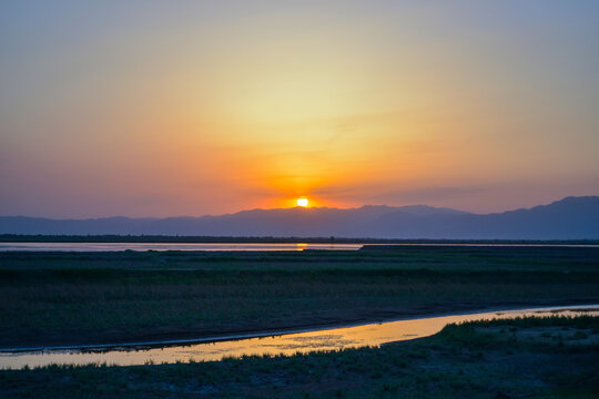 Yellow River scenery at sunset