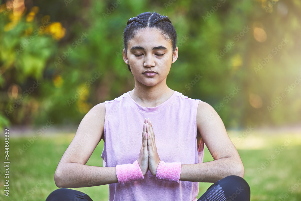 女性、瑜伽和冥想有助于精神健康，禅修或平静运动有助于身心健康