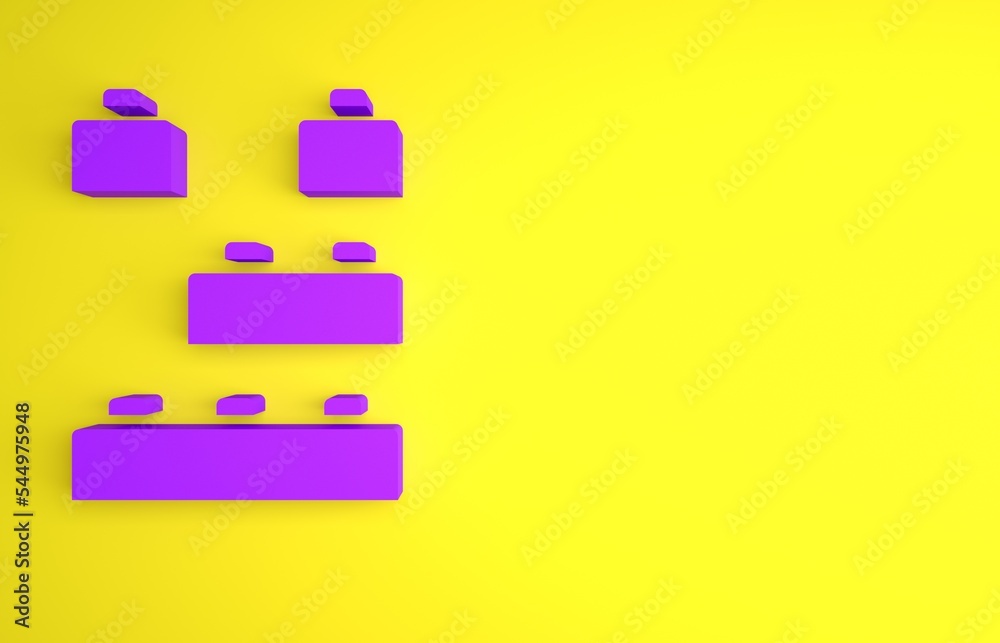 黄色背景上隔离的儿童标志用紫色玩具积木。极简主义概念