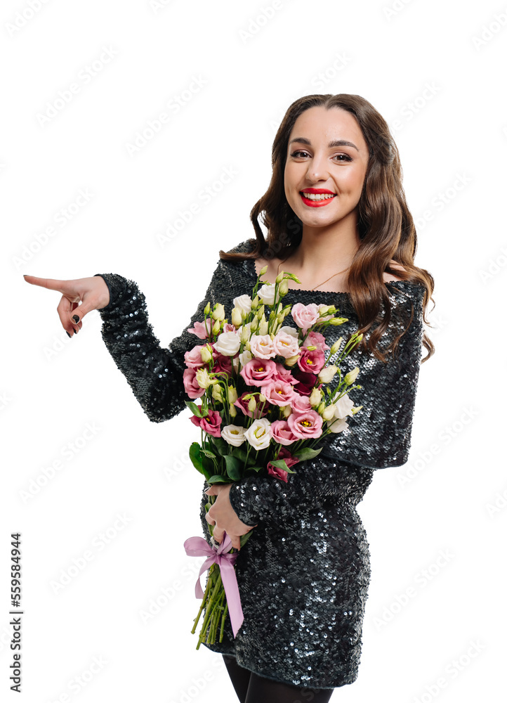 年轻漂亮的女士，白色背景有花。完美时尚的模特，带花束。