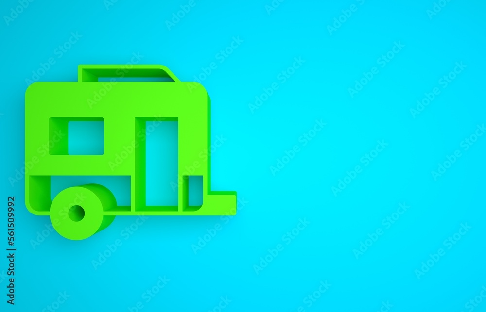 蓝色背景上隔离的绿色房车露营拖车图标。旅行移动房屋、房车、家庭露营车
