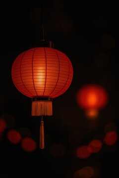 黑暗夜晚中用于新年的闪耀红色中国灯笼