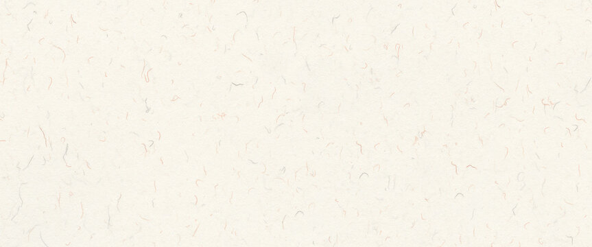 用于设计或装饰的天然米色纸纤维质感背景，带有微小彩色斑点，表面空白且粗糙的壁纸